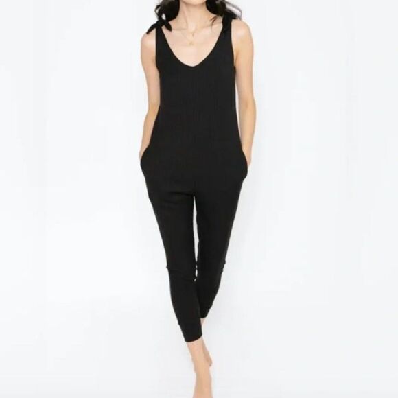 Smash + Tess Pants - SMASH + TESS Knot Your Average Romper w Tie Up Straps, Black Ribbed, Size L